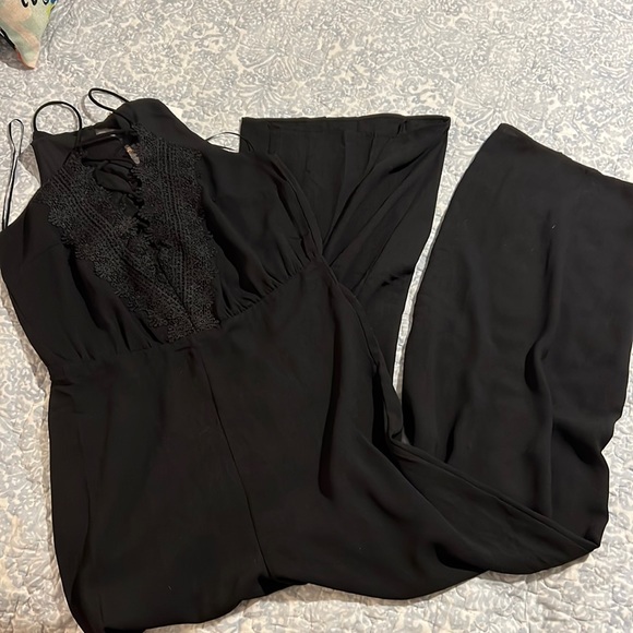 Wide leg Black Jumpsuit - Picture 1 of 2